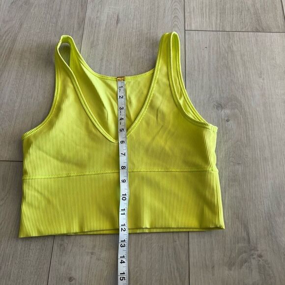 Lululemon women’s top size M - Picture 3 of 5